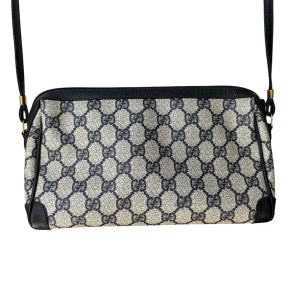 Vintage 80’s Gucci Monogram Navy Crossbody Bag - Picture 4 of 16